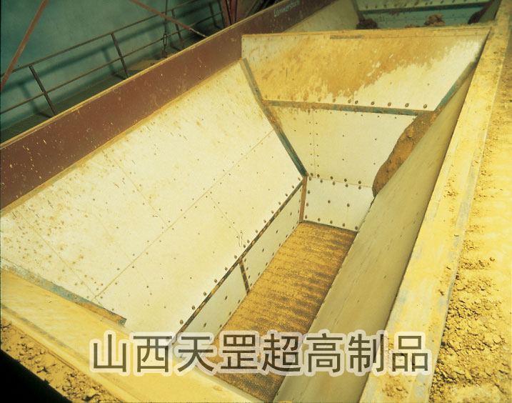 他牛到什么程度，就是自己和自己也粘不住