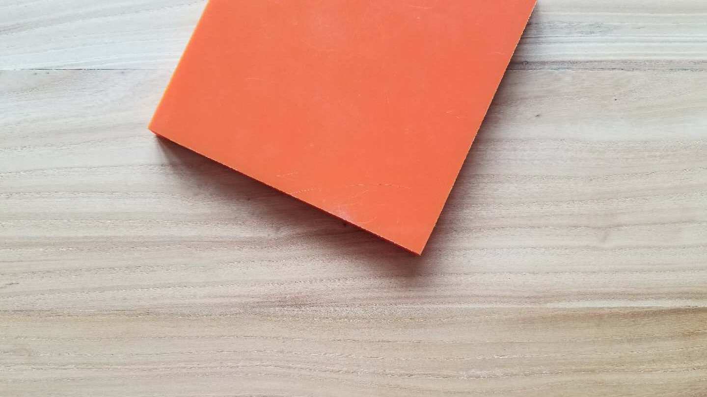 <a href=http://m.usajumping.com/product/2/1/35.html target=_blank class=infotextkey>超高分子量聚乙烯板</a>